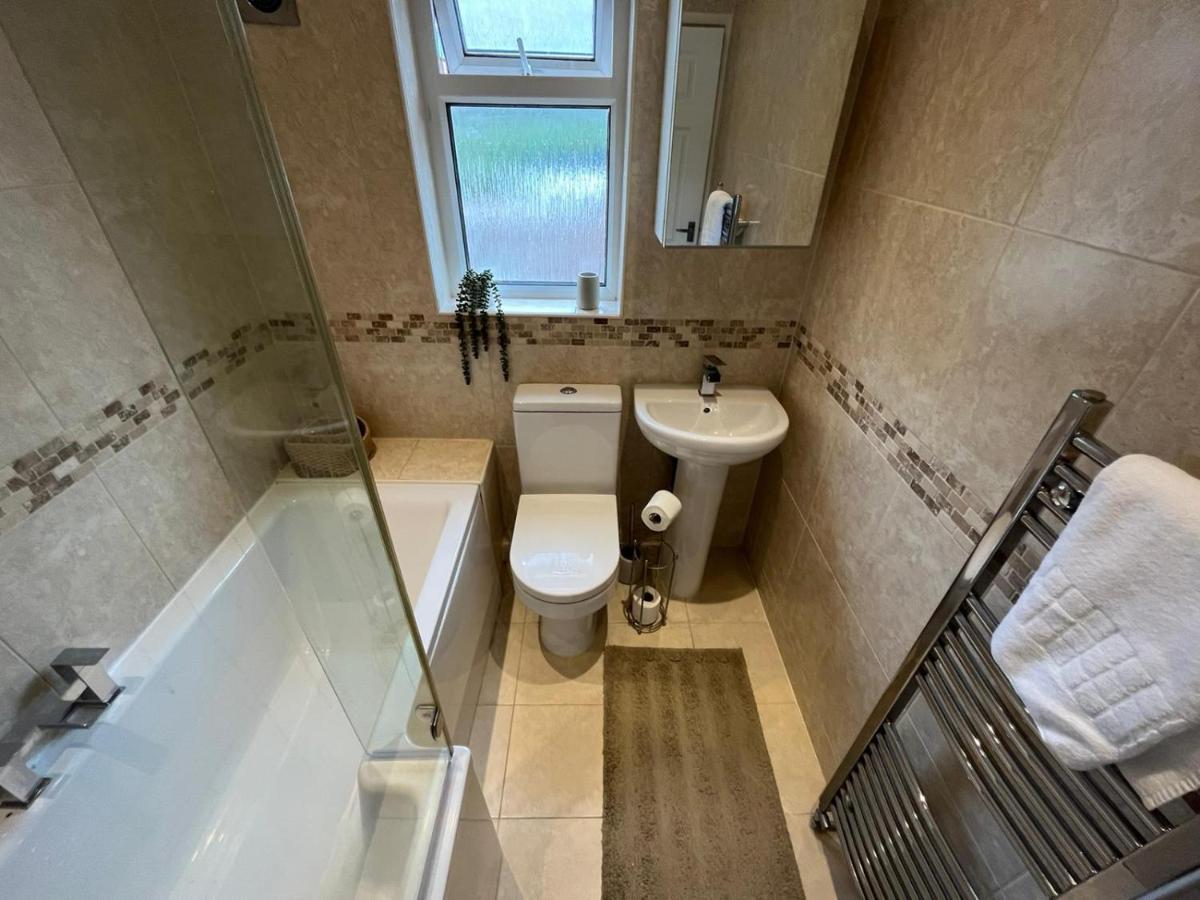 סוואנסי Access To Private Gym Room, 3 Bedrooms, Close To The City מראה חיצוני תמונה